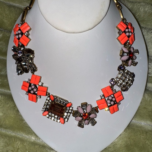 NEWER- J Crew Ladies Enamel & Stone (Beaded) Adjustable Necklace - Picture 6 of 6